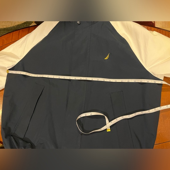 Nautica Men’s Reversible jacket/ windbreaker. Navy blue, white, yellow. Hood. XL - Picture 10 of 13